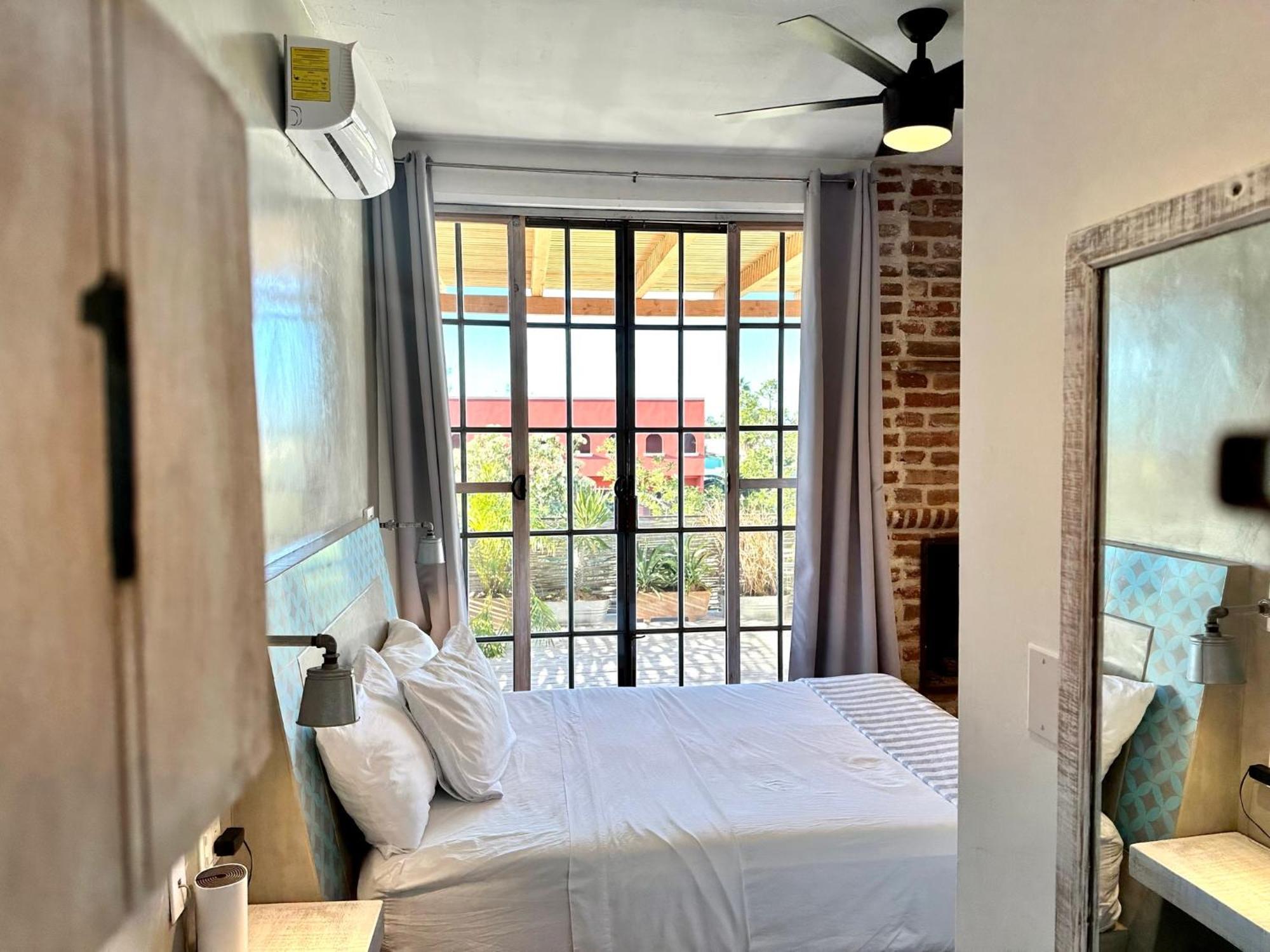 Baja House Hotel Todos Santos Exterior photo